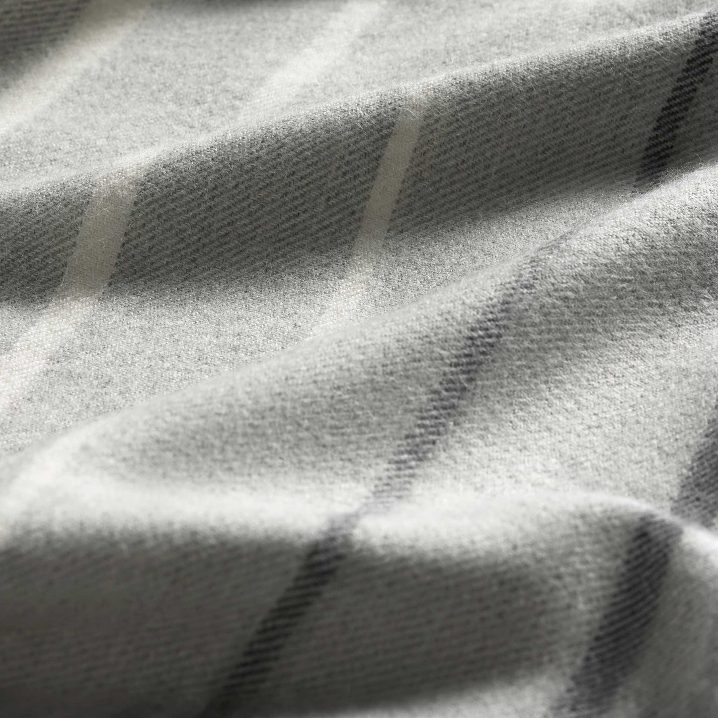 Alpaca Gradient Throw Blanket - Last Call