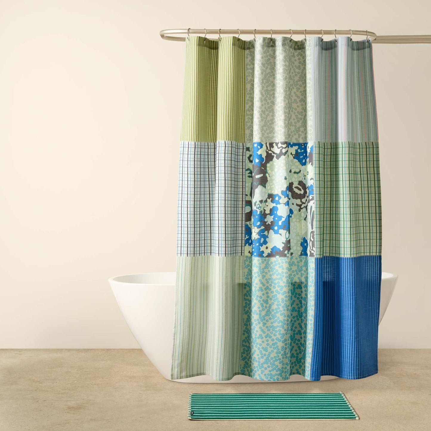 Reversible Looped Bath Mat