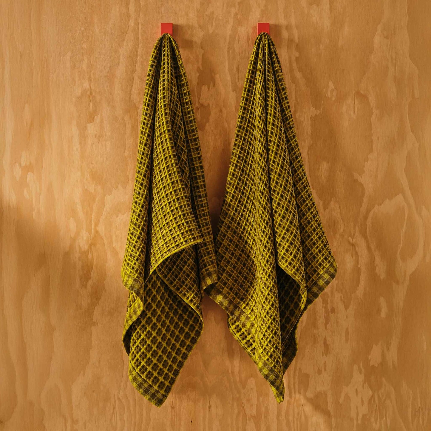 Dreamweave Waffle Set of 4 Bath Towel Bundle
